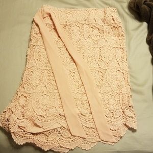 Torrid size 3 pink crocheted shorts